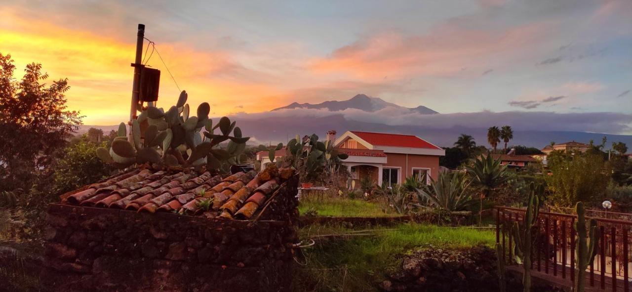 Casa Del Sole Con Vista Sull'Etna A 200 Mt Dal Mare Villa Acireale Dış mekan fotoğraf