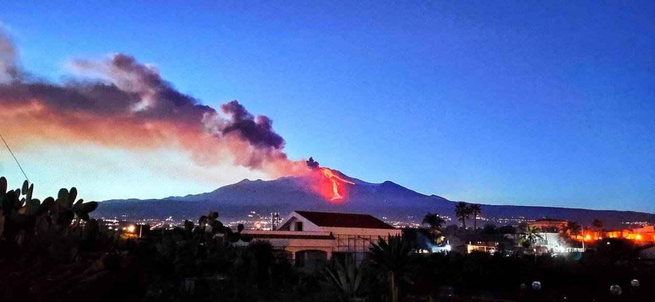Casa Del Sole Con Vista Sull'Etna A 200 Mt Dal Mare Villa Acireale Dış mekan fotoğraf